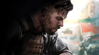 Chris Hemsworth en Extraction (2020)