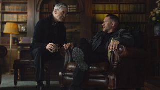 Tierra de Mafia (2025) - T1:E8 - Helter Skelter (1)