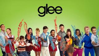 Glee (2009)