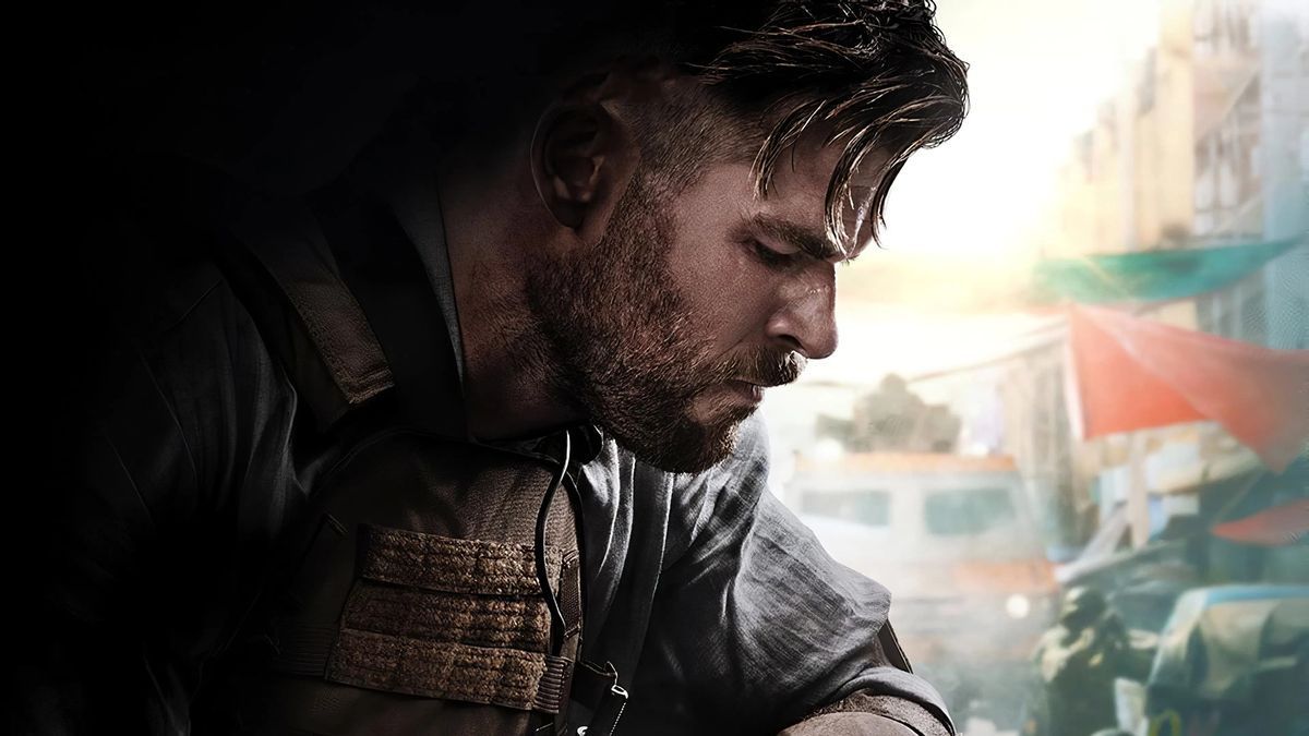 Chris Hemsworth en Extraction (2020)