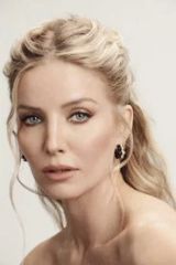 Annabelle Wallis