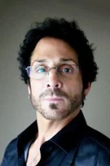 Deen Castronovo