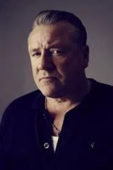 Ray Winstone