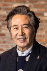 백윤식