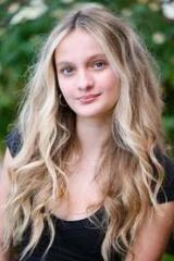 Amelie McLain