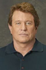 Tom Berenger