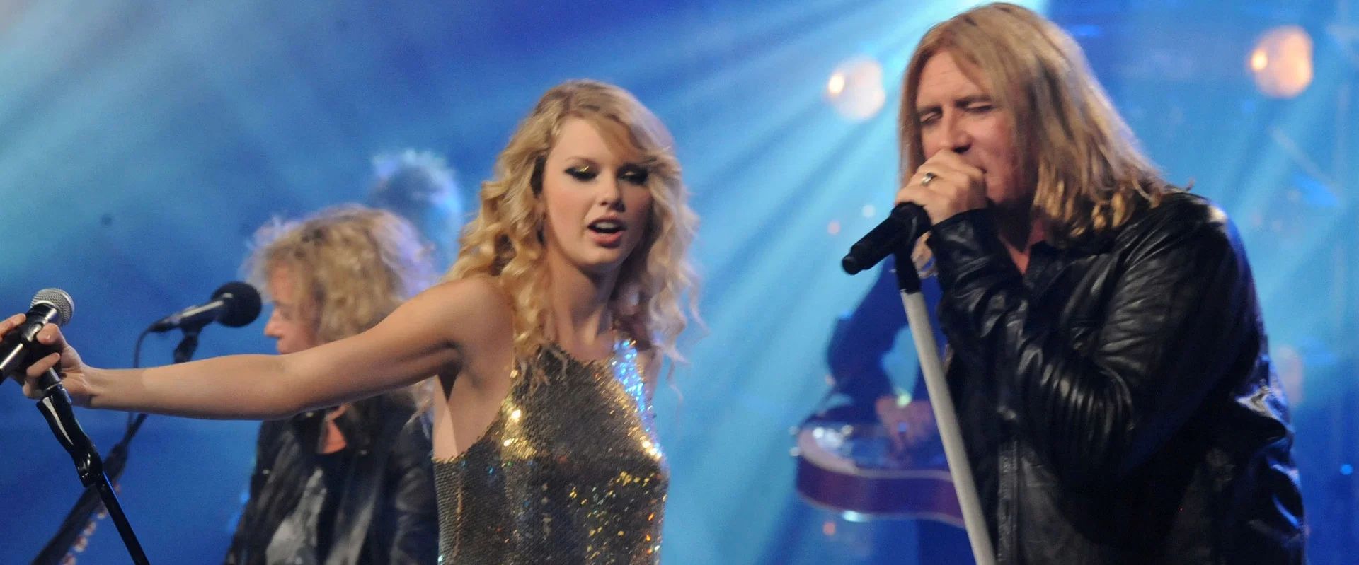 CMT Crossroads