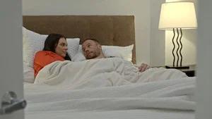 Fotograma del episodio 6: Volver a la realidad