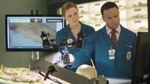 Fotograma del episodio 12: El fantasma en el asesino