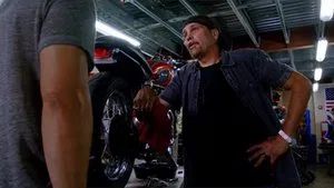Fotograma del episodio 5: Ka 'alapahi nui (Gran mentira)