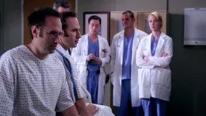 Fotograma del episodio 10: No tan cerca de mí