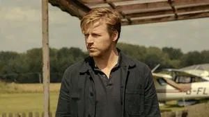 Fotograma del episodio 2: De Upshott con amor