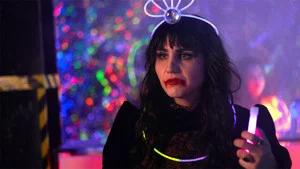 Fotograma del episodio 6: Noche de fiesta con el Barón