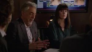 Fotograma del episodio 8: Árbol familiar
