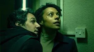 Fotograma del episodio 3: Malas técnicas de espionaje