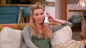 Fotograma del episodio 4: Phoebe odia a la PBS