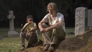 Fotograma del episodio 3: God Bless Her Rotting Soul