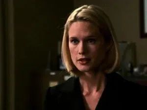 Fotograma del episodio 10: Consentimiento