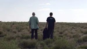 Fotograma del episodio 3: Picadura de una abeja muerta