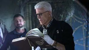 Fotograma del episodio 4: El libro de las sombras