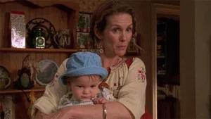 Fotograma del episodio 17: Polly la de en Medio