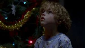 Fotograma del episodio 8: Una Navidad muy sobrenatural