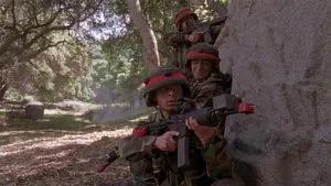 Fotograma del episodio 22: Reese se Enlista en el Ejercito 2ª Parte