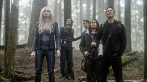 Fotograma del episodio 14: Escape de Tierra 2