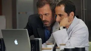 Fotograma del episodio 13: El hombre de la casa