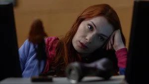 Fotograma del episodio 20: La chica de los dragones y mazmorras tatuados