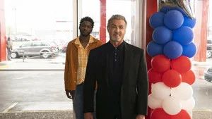 Fotograma del episodio 1: Vete al Oeste, Viejo