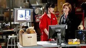 Fotograma del episodio 4: Perdidos En Alta Mar