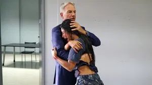 Fotograma del episodio 6: La Estafa