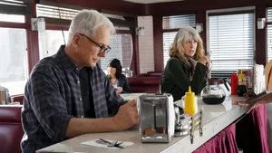 Fotograma del episodio 11: Golpe Al Hígado