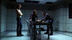 Fotograma del episodio 5: Abra Cadáver