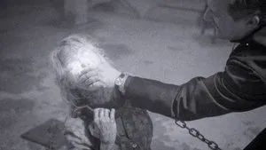 Fotograma del episodio 22: Fragmentos del espectaculo