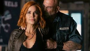 Fotograma del episodio 6: Fuera de las Sombras