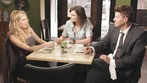 Fotograma del episodio 2: La pareja en la cueva