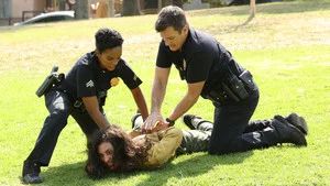 Fotograma del episodio 5: A.C.H.