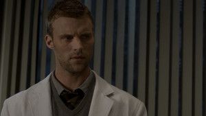 Fotograma del episodio 12: Chase
