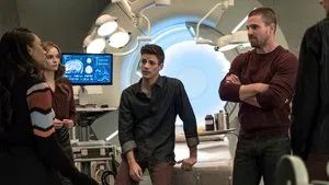 Fotograma del episodio 9: Otros mundos (I)