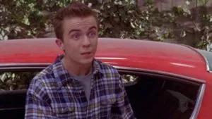 Fotograma del episodio 9: El Auto de Malcolm