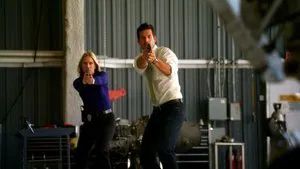 Fotograma del episodio 4: A La Vista Del Avión