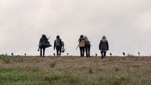 Fotograma del episodio 15: La calma previa