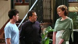 Fotograma del episodio 15: Mi Condenada Acosadora