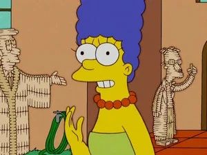 Fotograma del episodio 7: Helados de Marge (la del cabello azul claro)