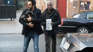 Fotograma del episodio 16: Dembe Zuma (N.° 10)