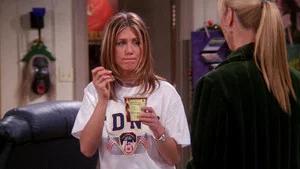 Fotograma del episodio 11: La relación de Ross avanza