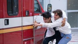 Fotograma del episodio 8: Flotando en el viento