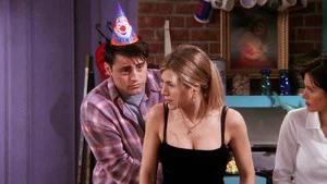 Fotograma del episodio 16: La fiesta de mentiras